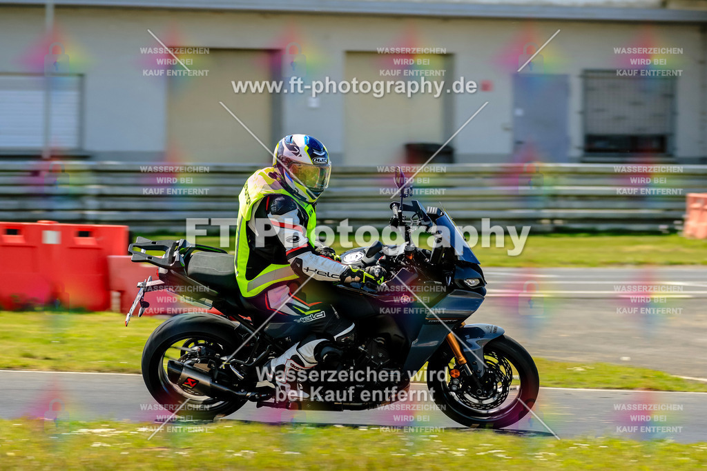 _OTO2118 | Hier findet Ihr Bilder von Touristenfahrten auf der Nürburgring Nordschleife oder von anderen Veranstaltungen die ich besucht habe. Viel Spass beim Durch Schauen 