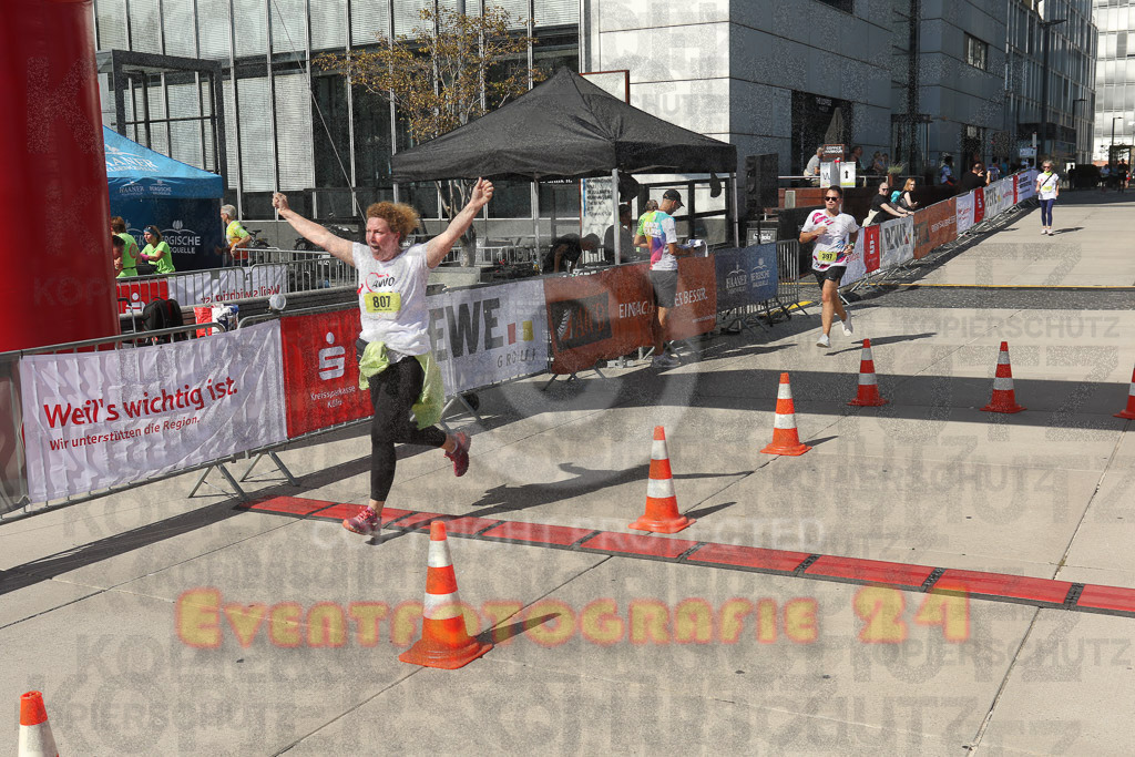 230916_1341_EV8_0336 | Sportfotografie im Rhein-Sieg Kreis, Köln, Bonn, NRW, Rheinland Pfalz, Hessen, etc. Unser Tätigkeitsfeld umfasst den Laufsport vom Volkslauf über den Marathon, Duathlon, Triathon bis zum Ultralauf wie Kölnpfad Ultra oder Schindertrail.