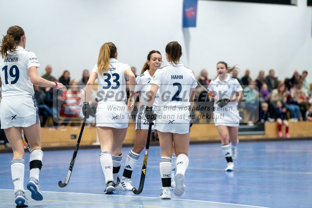 HK_20250111_101491 | 1. Bundesliga Halle Damen Düsseldorfer Hc - Club Raffelberg am 11.1.2025 Halle DHC, Düsseldorf ,