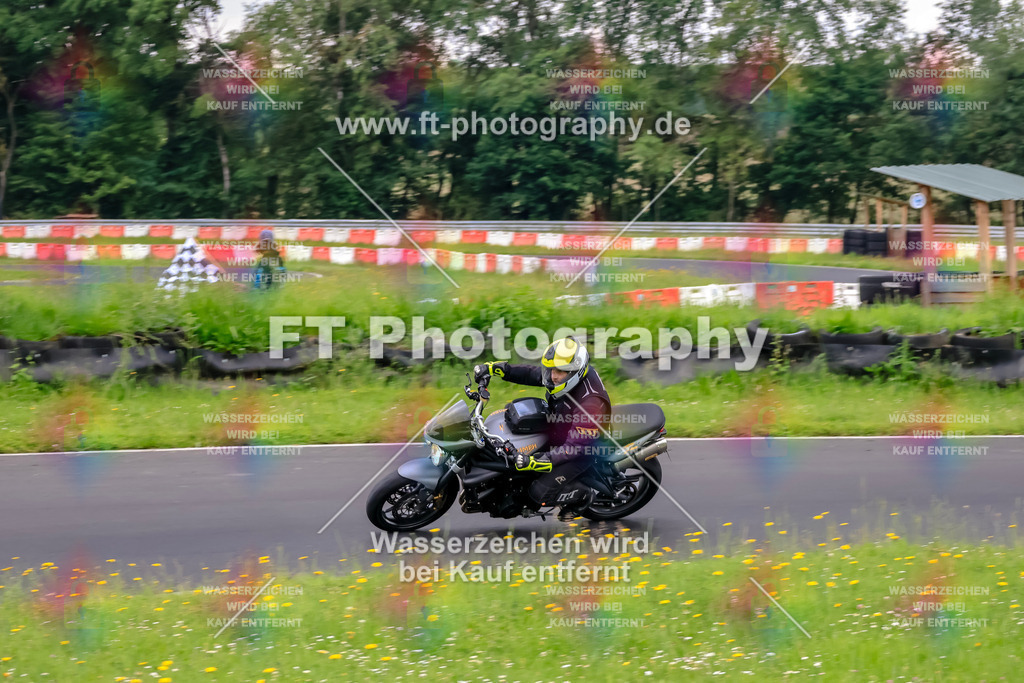 VBK-7012 | Hier findet Ihr Bilder von Touristenfahrten auf der Nürburgring Nordschleife oder von anderen Veranstaltungen die ich besucht habe. Viel Spass beim Durch Schauen 