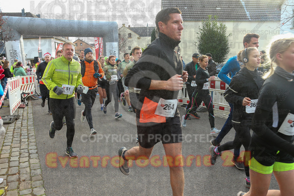 221127_1128_EX1_1695 | Sportfotografie im Rhein-Sieg Kreis, Köln, Bonn, NRW, Rheinland Pfalz, Hessen, etc. Unser Tätigkeitsfeld umfasst den Laufsport vom Volkslauf über den Marathon, Duathlon, Triathon bis zum Ultralauf wie Kölnpfad Ultra oder Schindertrail.