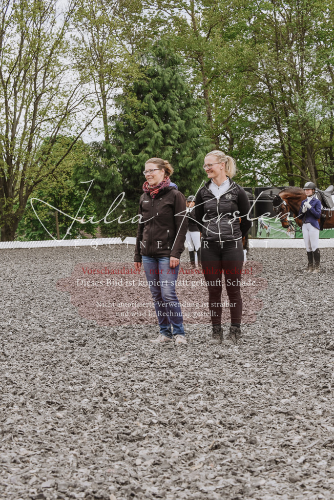 20230514_JK-Röhrsdorf-25-409 | Pferde- und Turnierfotografie in Westsachsen. Pferdeportraits, Auftragszeichnungen und intuitive Kunst.