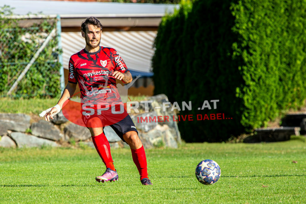 Kärntner Liga | Kärntner Liga ATUS Ferlach - ASKÖ Köttmannsdorf am 02.09.2023 in Ferlach
(Sportplatz), Austria, (Photo by Ernst Krawagner sport-fan.at) - Realisiert mit Pictrs.com