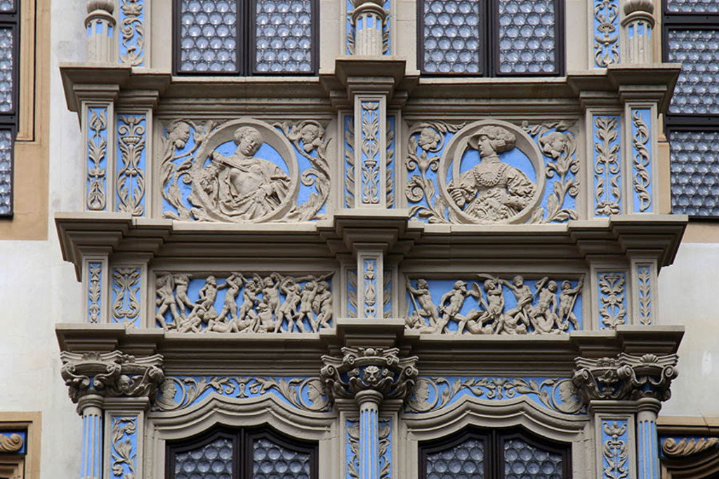 Torgau - Schloss Hartenfels - Der "schöne Erker" | Entdecke über 20 Kategorien Leipzig-Motive: Foto-Downloads, hochwertige Poster, Leinwand- & Fine-Art-Prints. Jetzt Lieblingsfoto im Bildlexikon Leipzig Shop bestellen!