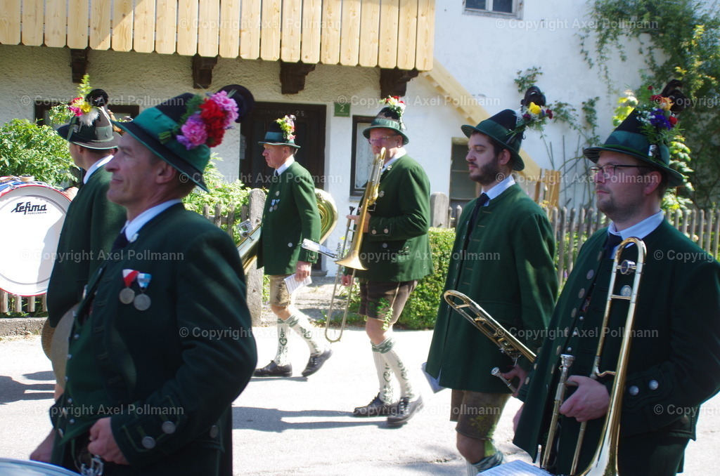 IMGP4117 | fotografiert von Axel PollmannLeonhardi Wallfahrt Benediktbeuern und Murnau, Fronleichnam, Fasching, Landschaft im Loisachtal und Benediktbeuern  - Realisiert mit Pictrs.com