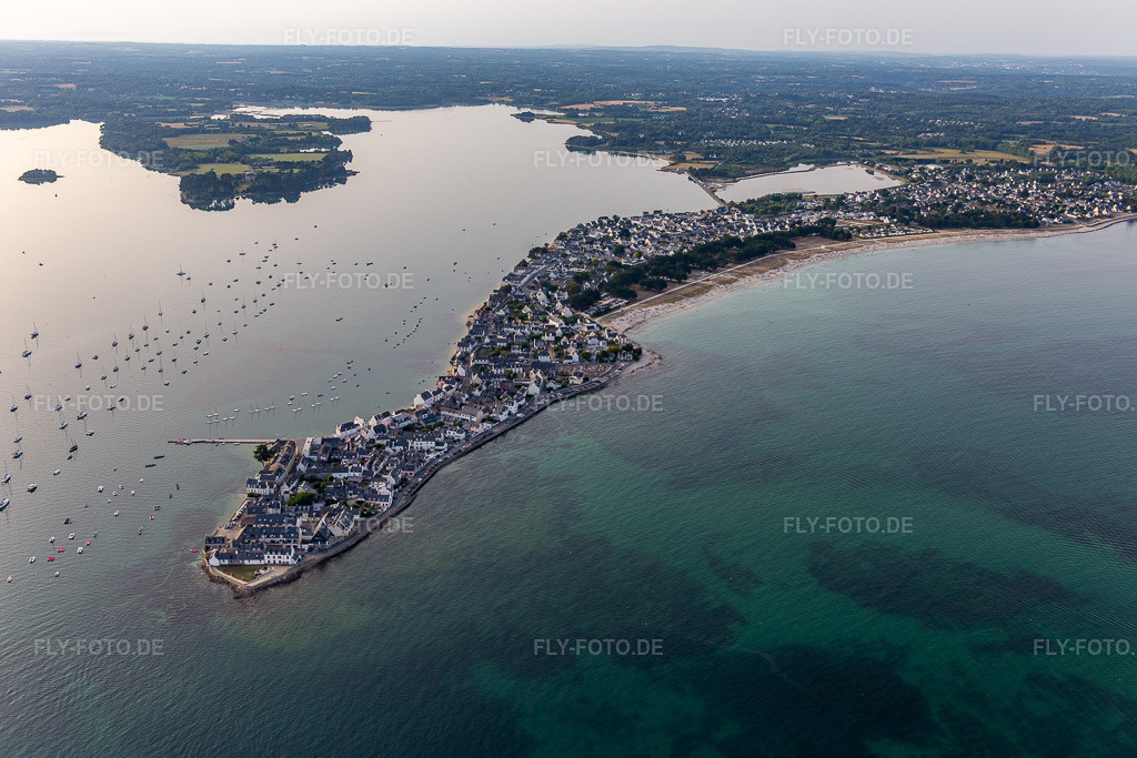 Luftbild: Halpinsel Île-Tudy in der Bretagne in Île-Tudy im Bundesland Finistère in Frankreich. Foto: IMG_132505.jpg vom 17.06.2022 durch Werner Riehm/FLY-FOTO.de