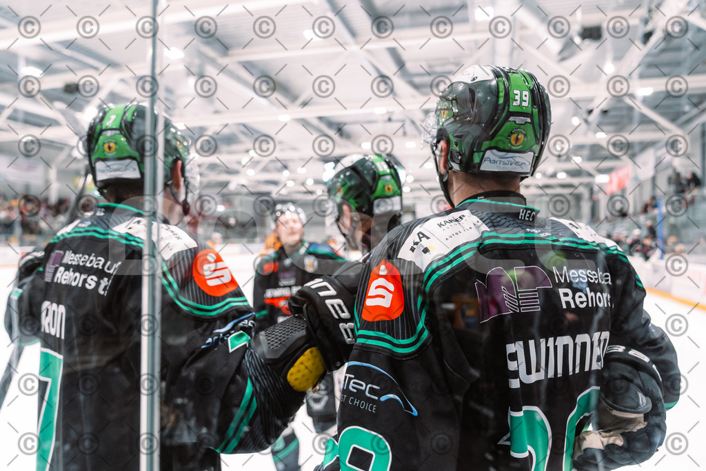 Alligators_vs_Fuessen_21.11.2025-073 | Die Fotogalerie von Daddel: professionelle Bilder von Sport, Events und Unternehmen aus Franken. Jetzt Galerien durchstöbern und Lieblingsfotos bestellen. - Realisiert mit Pictrs.com