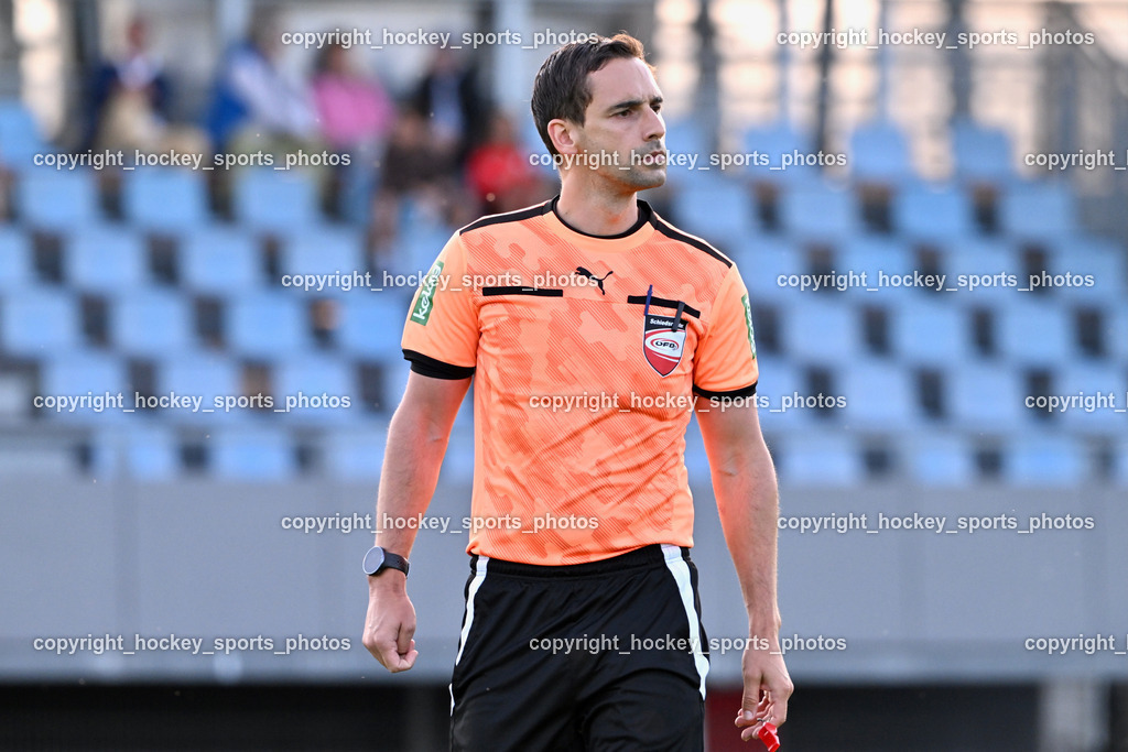 SC St. Veit vs. FC Nussdorf Debant | Daniel Trampusch Referee, SC St. Veit vs. FC Nussdorf Debant, SC St. Veit vs. FC Nussdorf Debant am 22.08.2025 in St. Veit an der Glan (Jacques Lemans Arena), Austria, (Photo by Bernd Stefan)
