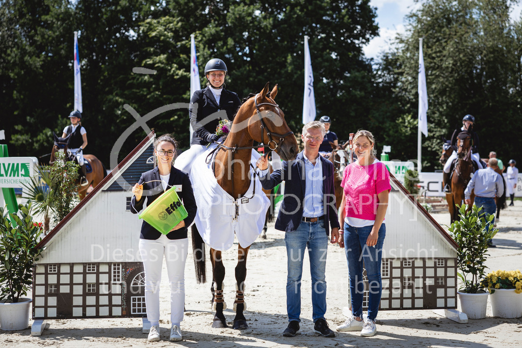 240711_BHO_L-Stil-1-497 | Deine schönsten Turniermomente als professionelle Fotos! Entdecke hochwertige Pferdesport-Fotografie im Online-Shop. Jetzt Fotos finden & bestellen!