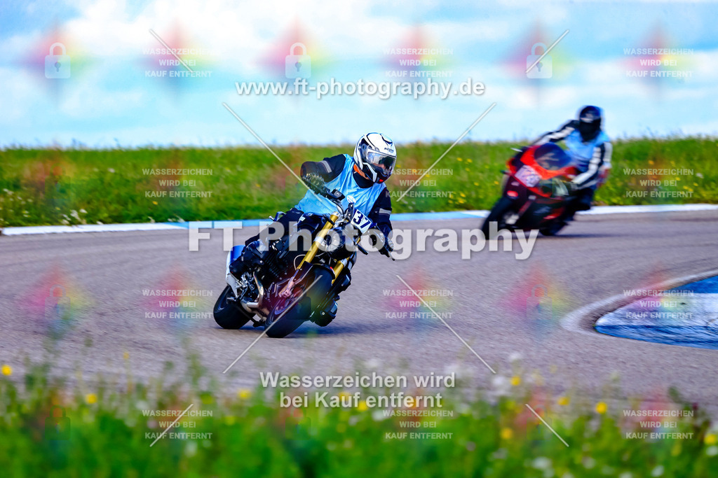 037-5415 | Hier findet Ihr Bilder von Touristenfahrten auf der Nürburgring Nordschleife oder von anderen Veranstaltungen die ich besucht habe. Viel Spass beim Durch Schauen 