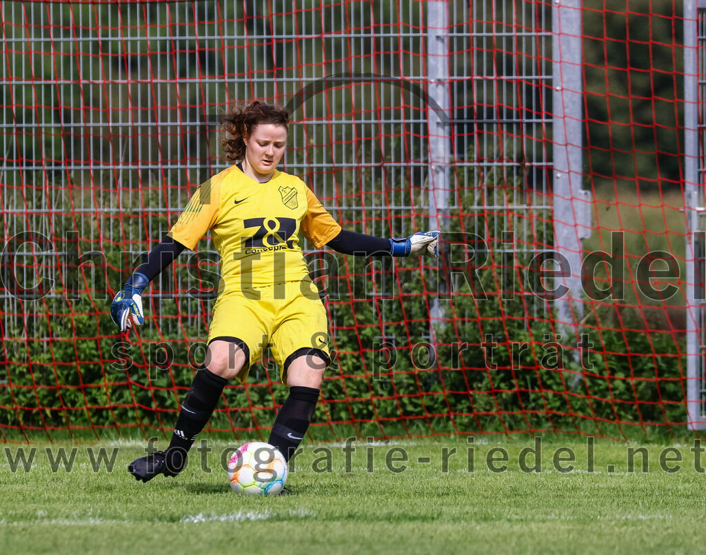 2023-09-03_037_Teamware_Cup_2023 | Oberding, Deutschland, 03.09.2023:
Fußball, TS Teamwear Cup 2023, Vorrunde, FC Schwaig gegen FC Langengeisling, Endergebnis: 

Foto: Christian Riedel / fotografie-riedel.net