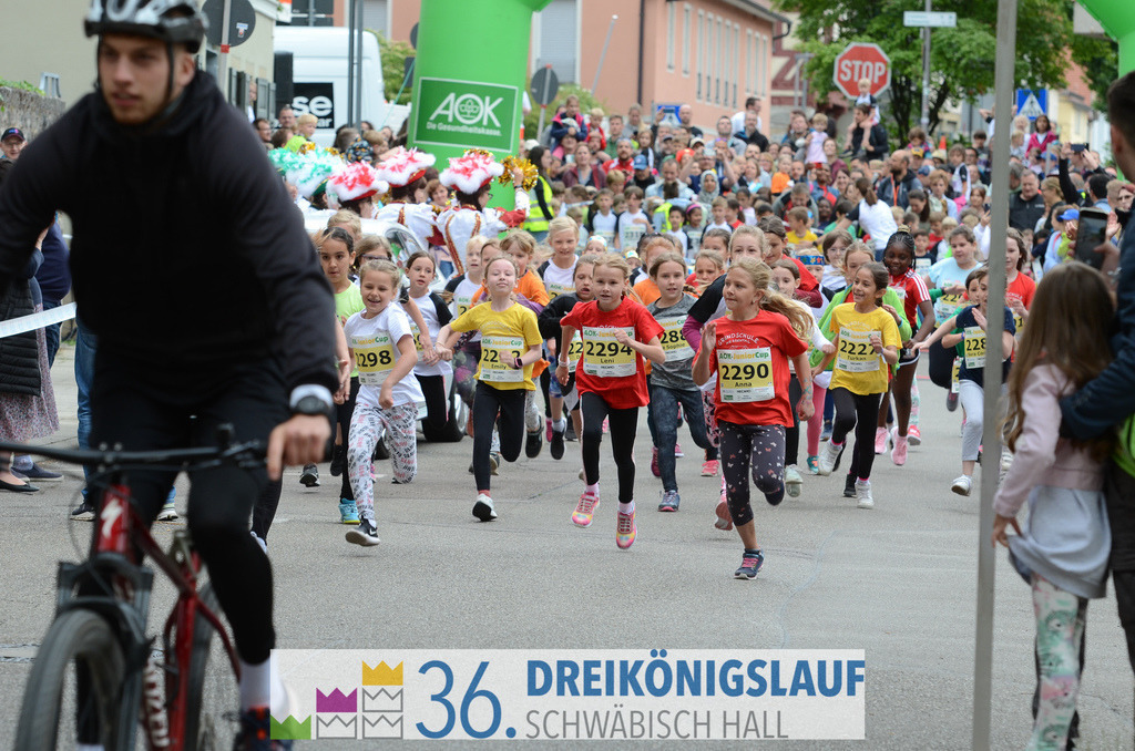 AOK Junior Cup 400m | 3Königslauf 2022 AOK Junior Cup 400m - Realisiert mit Pictrs.com