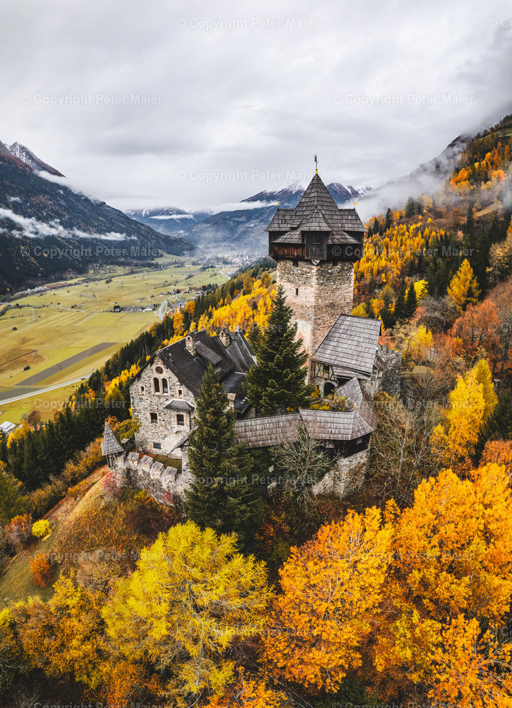 Burg Finkenstein Herbst-10 | piet_flosse