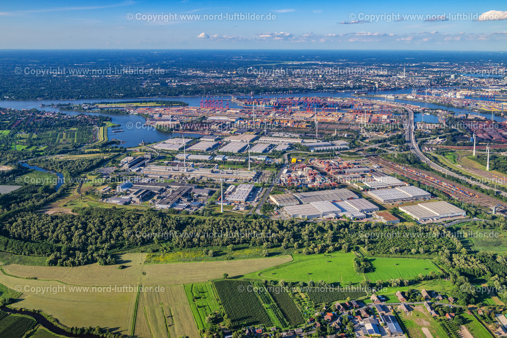 Hamburg Altenwerder_Gewerbegebiet_ELS_1494210823 | HAMBURG 21.08.2023 Werksgelände der Trimet Aluminium SE in Hamburg im Bundesland Hamburg, Deutschlan. Weiterführende Informationen bei: TRIMET Aluminium SE. // Factory premises of Trimet Aluminum SE in the district of Altenwerder in Hamburg in the state of Hamburg, Germany. Further information at: TRIMET Aluminium SE. Foto: Martin Elsen