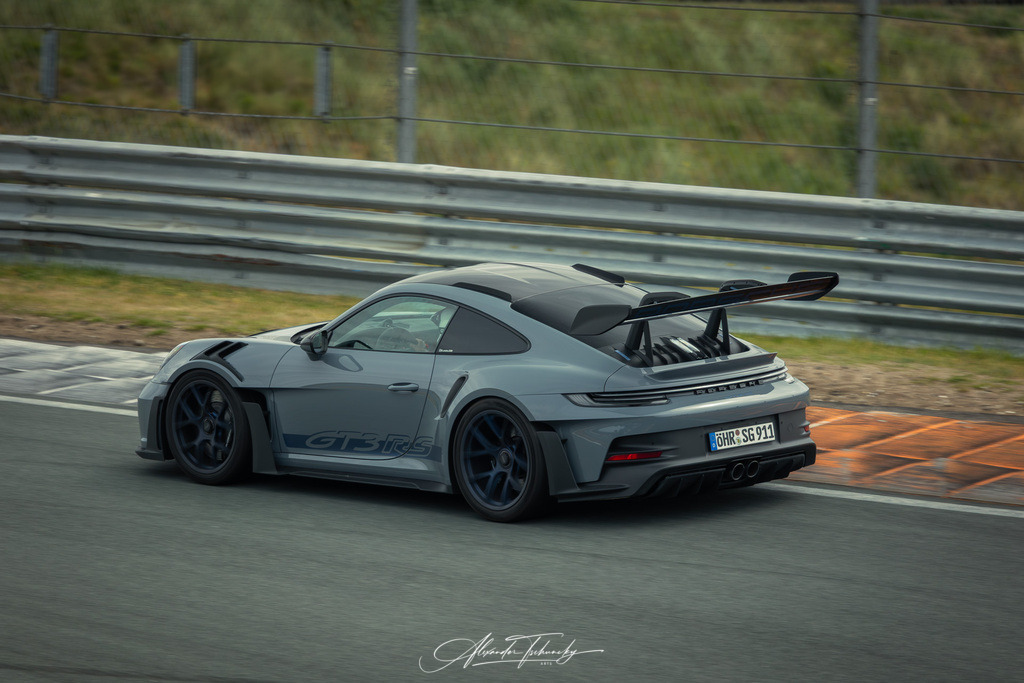 R6AT1376 _Alexander Tschuncky | Entdecken Sie die faszinierende Welt von Alexander Tschuncky Arts: Kreative Fotografie, atemberaubende Automobilkunst und hochwertiger Bilderdruck. Lassen Sie sich inspirieren! - Realisiert mit Pictrs.com