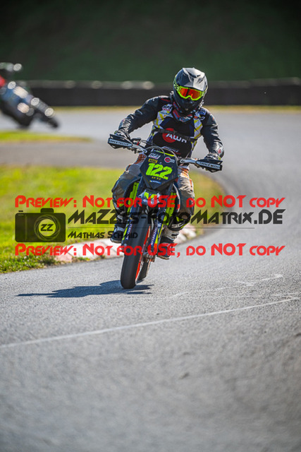 MaZZes_FotoMatrix_230916_3538 | UE40