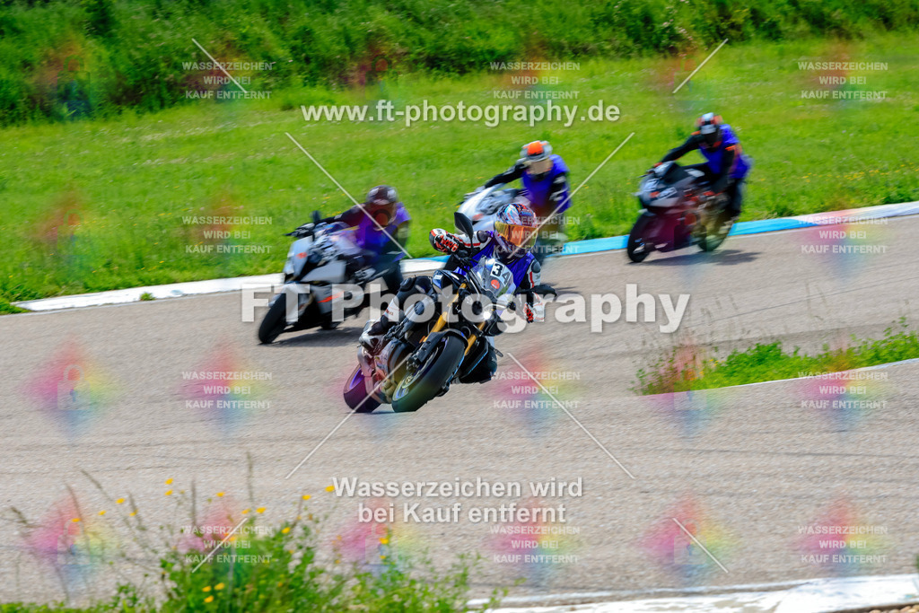 MotoTeam-9957 | Hier findet Ihr Bilder von Touristenfahrten auf der Nürburgring Nordschleife oder von anderen Veranstaltungen die ich besucht habe. Viel Spass beim Durch Schauen 