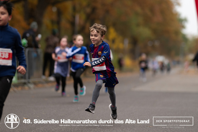Süderelbe Halbmarathon 2025 I 09.11.2025 I Fotograf_DerSportfotograf.I 00221 | Der Sportfotograf. - Realisiert mit Pictrs.com