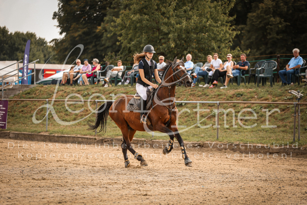 27.SaSpMA00106 | Leoni Ertmer Photography - Realisiert mit Pictrs.com