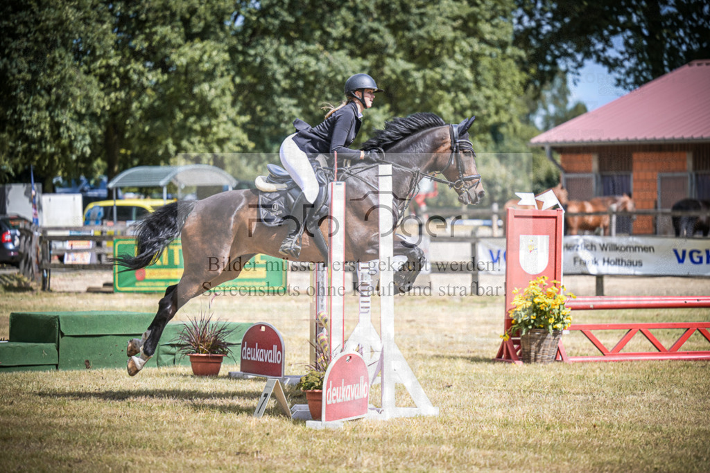 DOS_0575 | Entdecke hochwertige Reitturnierfotos von Foto Oger. Professionell, emotional und authentisch – jetzt Lieblingsmomente im Shop bestellen.Deutschlandweite Turnierfotografie. - Realisiert mit Pictrs.com