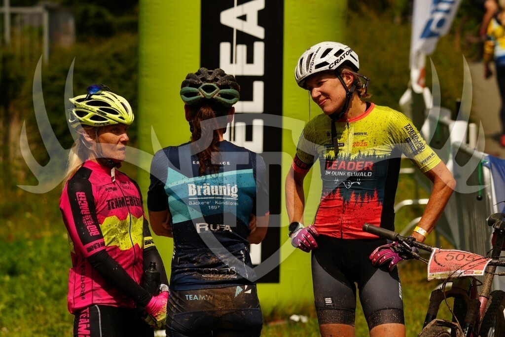 Image00404 | Fotogalerie der Treibjagd im Dunkelwald - Dein MTB Etappenrennen im Erzgebirge - Realisiert mit Pictrs.com