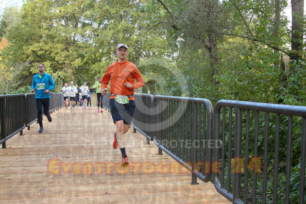 231015_1011_EV4_0950 | Sportfotografie im Rhein-Sieg Kreis, Köln, Bonn, NRW, Rheinland Pfalz, Hessen, etc. Unser Tätigkeitsfeld umfasst den Laufsport vom Volkslauf über den Marathon, Duathlon, Triathon bis zum Ultralauf wie Kölnpfad Ultra oder Schindertrail.