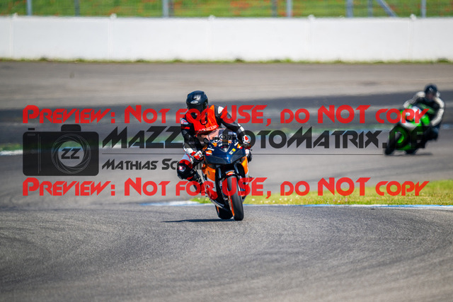 MaZZes_FotoMatrix_240520_6007705_3837 | GELB