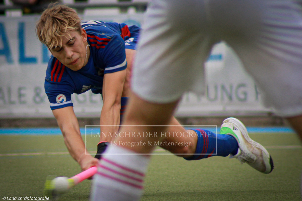 Loic Berlinghof, MU18 REGIONALLIGA DM22 ZWR HF RWK-MHC | lanaschraderfotografie - Realizado com Pictrs.com