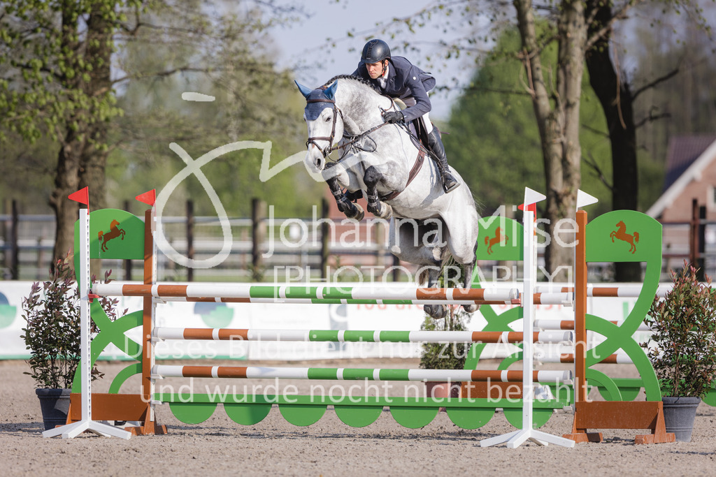 220426_Mühlen_05SprgPf-M-550 | Mühlen Late Entry
26.04.2022
05 Springpferdeprüfung Kl.M* 5-7j.