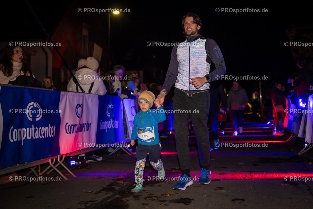 Martinslauf Sindorf 2023 in Kerpen-Sindorf, 09.11.2023 | Impressionen vom Martinslauf Sindorf 2023 am 09.11.2023 in Kerpen-Sindorf (Nordrhein-Westfalen).