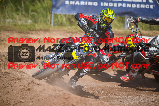 MaZZes_FotoMatrix_220619_2030 | S2