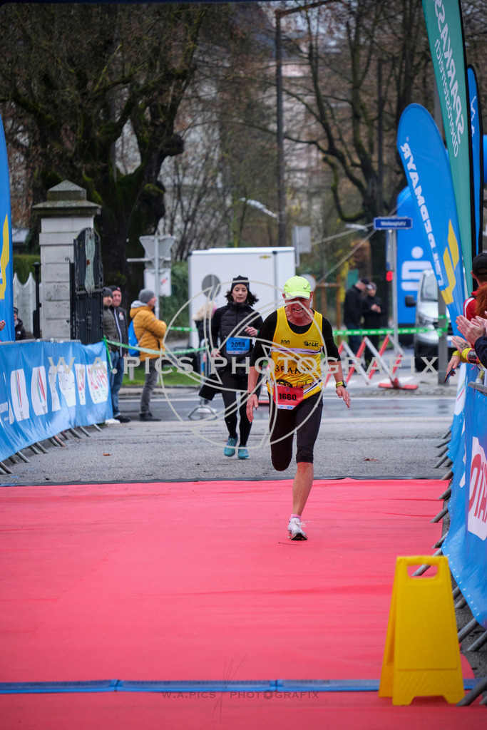 ..... | AUSTRIA, Wels, 30.03.25, ALOHA Wels Halbmarathon, Image Shows: , Foto: Wapics/RING M.