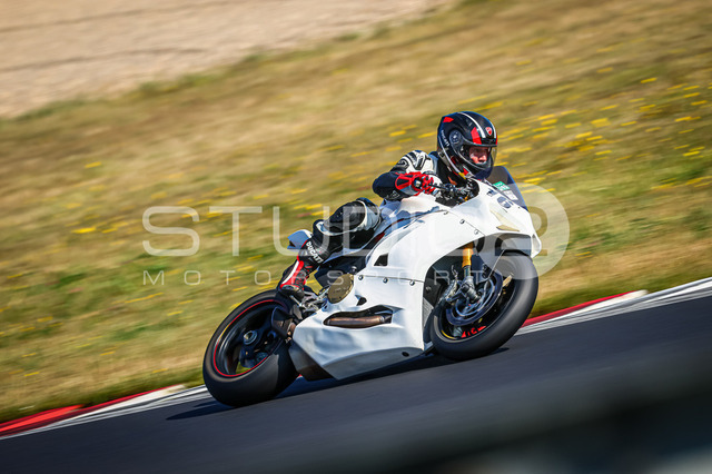 0016-260803MM-012_16 | Deine Full-Service-Agentur für ✔️Videoproduktionen und ✔️Motorsportfotografie Jetzt Angebot anfragen!