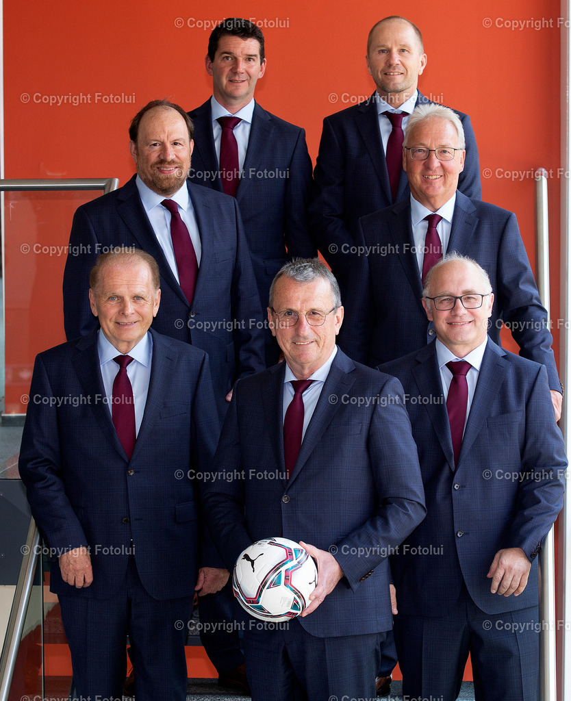 FUSSBALLVERBAND090522_14 | OÖ FUSSBALLVERBAND 09.05.2022 IM BILD :  VORSTAND OÖ FUSSBALLVERBAND FOTO:FOTOLUI