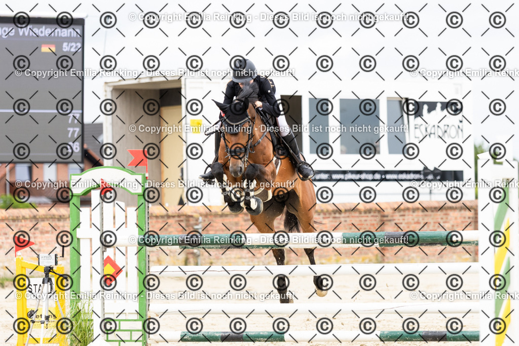 CL5A5555 | Emilia Reinking Fotografie - Realisiert mit Pictrs.com