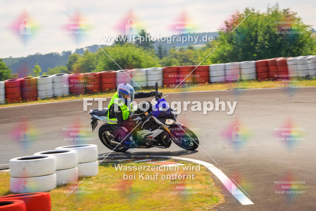 _DSK2391 | Hier findet Ihr Bilder von Touristenfahrten auf der Nürburgring Nordschleife oder von anderen Veranstaltungen die ich besucht habe. Viel Spass beim Durch Schauen 