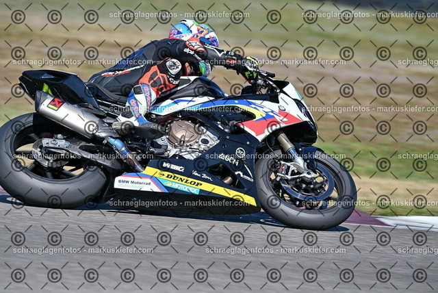 26bt04-0114 | markuskiefer.com - Realisiert mit Pictrs.com