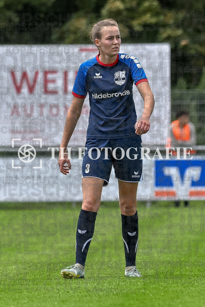 GER, FC Hauingen - SV Waldhaus, Frauen-Fussball, Rothaus Bezirkpokal, Finale, Saison 2024/2025, 29.05.2025 | Julie Le Moult (FC Hauingen, #03)GER, FC Hauingen - SV Waldhaus, Frauen-Fussball, Rothaus Bezirkpokal, Finale, Saison 2024/2025, 29.05.2025Foto: TH Fotografie/Thomas Hess