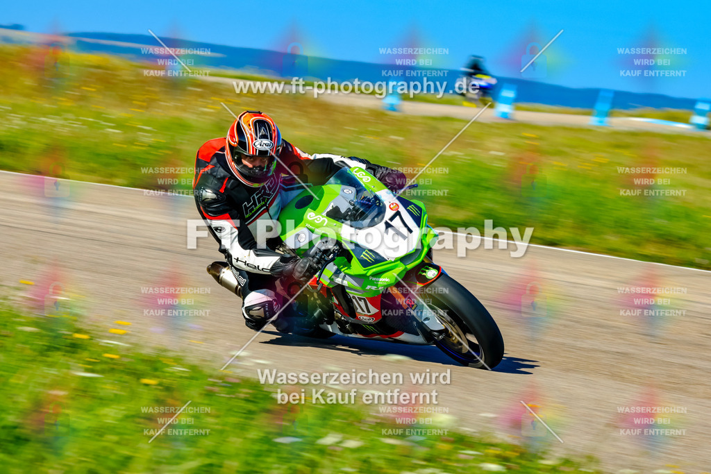 017-2167 | Hier findet Ihr Bilder von Touristenfahrten auf der Nürburgring Nordschleife oder von anderen Veranstaltungen die ich besucht habe. Viel Spass beim Durch Schauen 