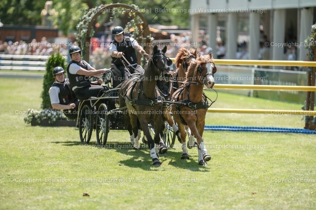 20230528_Jump-and-Drive_0108 | equistock