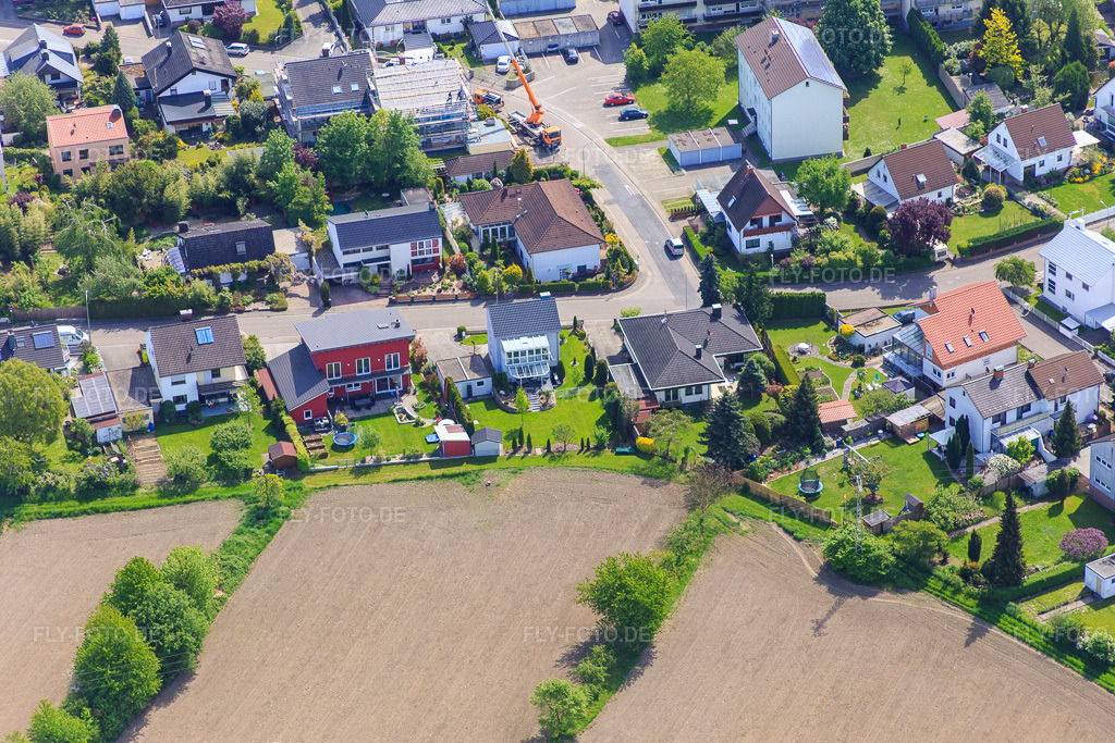 Luftbild: Konrad-Adenauer-Ring in Hagenbach im Bundesland Rheinland-Pfalz in Deutschland. Foto: IMG_078533.jpg vom 08.05.2015 durch Werner Riehm/FLY-FOTO.de