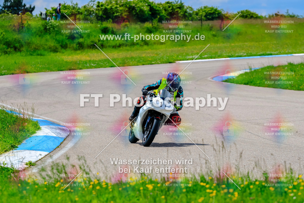 MotoTeam-0050 | Hier findet Ihr Bilder von Touristenfahrten auf der Nürburgring Nordschleife oder von anderen Veranstaltungen die ich besucht habe. Viel Spass beim Durch Schauen 