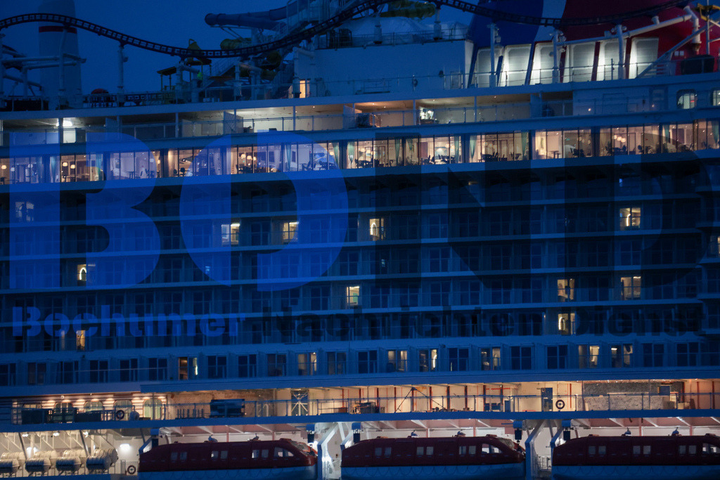  30.10.2023 - 
 | Sebastian Sendlak / Bochumer Nachrichtendienst (BOND) - Ueberfuehrung Carnival Jubilee - Meyer Werft Papenburg - Realisiert mit Pictrs.com