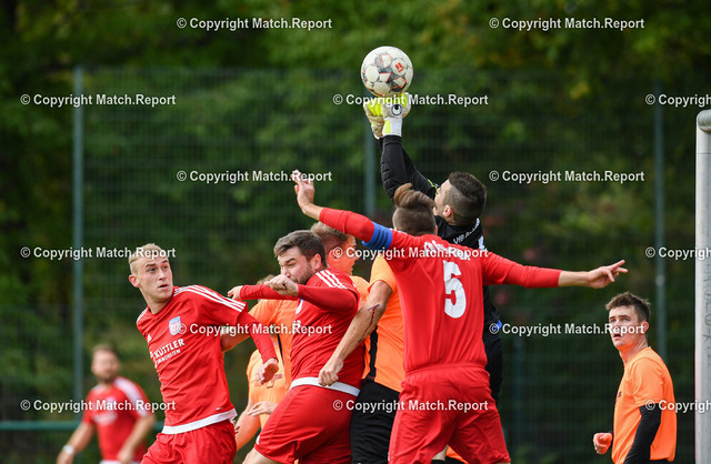 Kreisliga A3, TSV Gomaringen - VfB Bodelshausen | Kreisliga A3, TSV Gomaringen - VfB Bodelshausen, 27.09.2020 - Torhüter Laurin Marc Hermann (Bodelshausen, rechts) rettet per FaustabwehrFoto: Axel Grundler