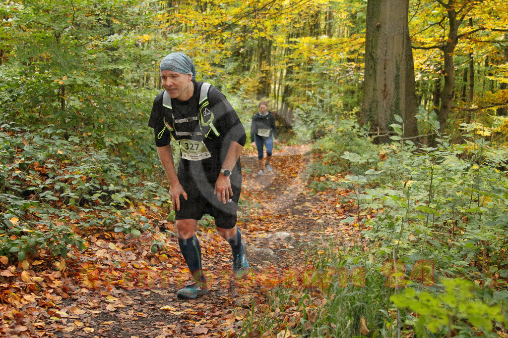 251026_1320_EV4_6817 | Sportfotografie im Rhein-Sieg Kreis, Köln, Bonn, NRW, Rheinland Pfalz, Hessen, etc. Unser Tätigkeitsfeld umfasst den Laufsport vom Volkslauf über den Marathon, Duathlon, Triathon bis zum Ultralauf wie Kölnpfad Ultra oder Schindertrail.