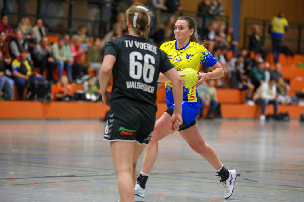 SVN_TvVoerde_021124_030 | Bildergalerie von Sport-Ereignissen aber auch von weiteren spannenden Dingen - nicht nur vom Niederrhein. In Anlehnung an den bekannten Spruch von Hanns Dieter Hüsch heißt das Motto: "Niederrhein ist überall".  - Realisiert mit Pictrs.com