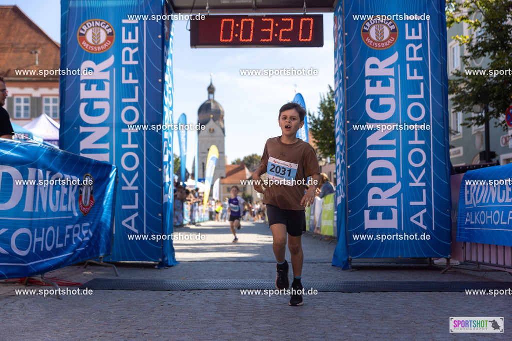 VJ__2882 | Stadtlauf Erding 2025 #stadtlauferding #erdingstadtlauf #stadtlauf_erding #laufmotivation #trisporterding #yourpictrs #sportshot_your_pictrs