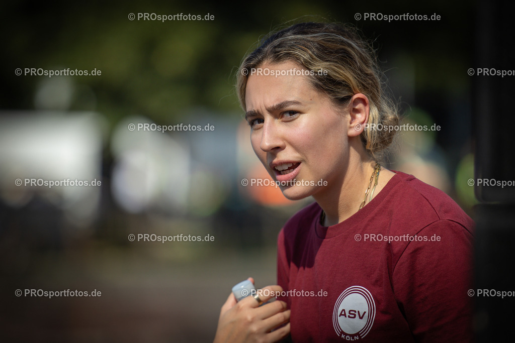 OBI ASV Koelner Brueckenlauf; Koeln, 10.09.23 | Impressionen vom OBI ASV Koelner Brueckenlauf am 10.09.23 am Olympiamuseum in Koeln (Deutschland). Foto: BEAUTIFUL SPORTS/Axel Kohring