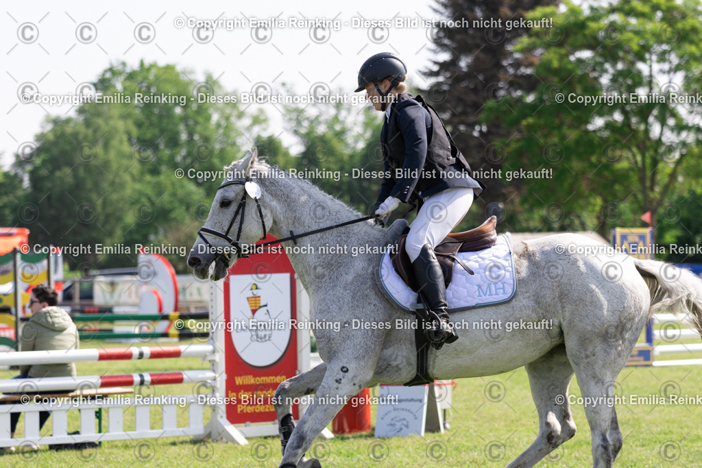 CL5A1516 | Emilia Reinking Fotografie - Realisiert mit Pictrs.com