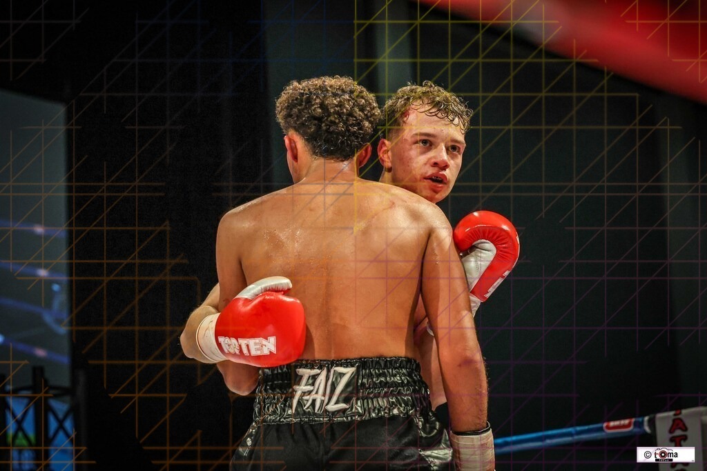 BoB 2026 Arnold vs. Faiz-60 | professionelle Sport- und Eventfotografie von Tomafocus – dynamische Bilder, emotionale Momente und hochwertige Aufnahmen für jeden Anlass. - Realisiert mit Pictrs.com